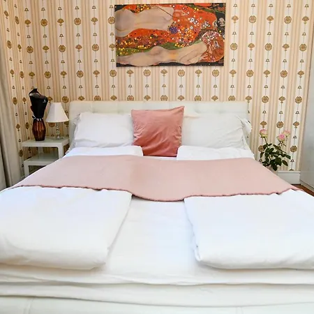Luxury Premium Apartment With Gym & Spa Downtown Free Airport Shuttle Appartamento *
